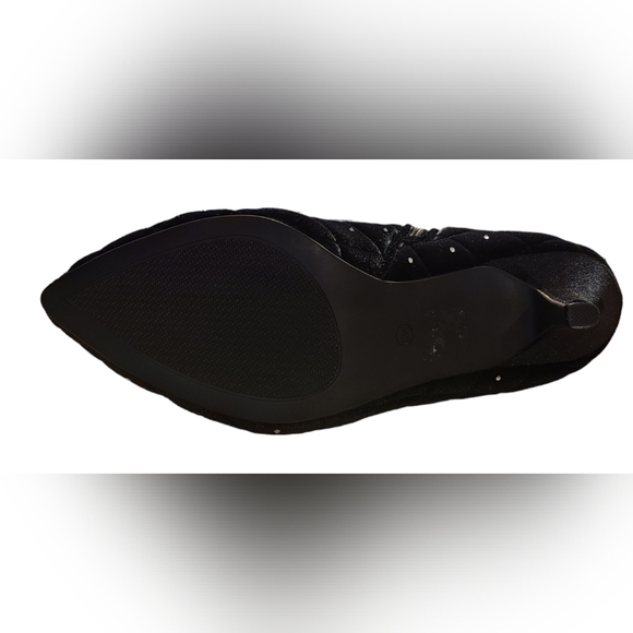 NWOB Ccomfort size 11W black booties - Picture 9 of 16